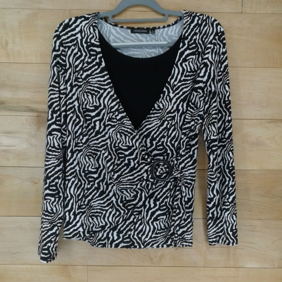 Notations Blouse - Picture 2 of 5